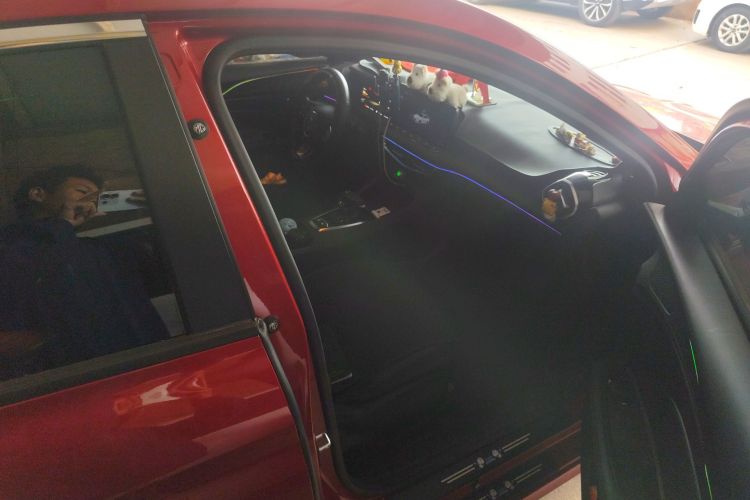 MG 5 2024 imagen de coche #27