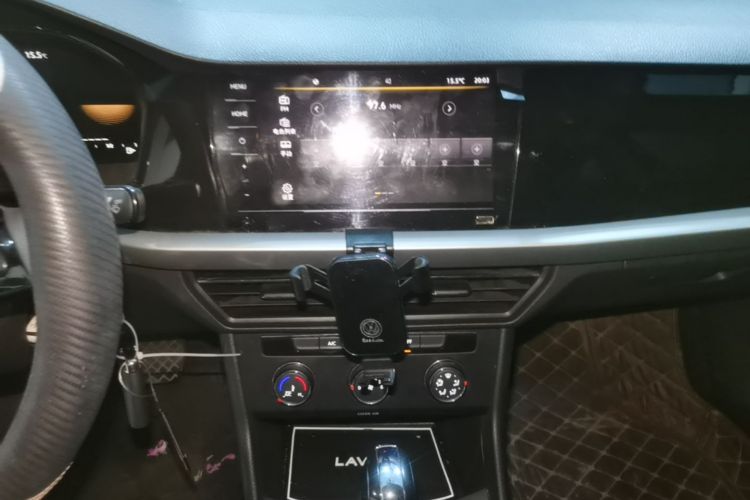 Volkswagen Lavida 2021 car image #13