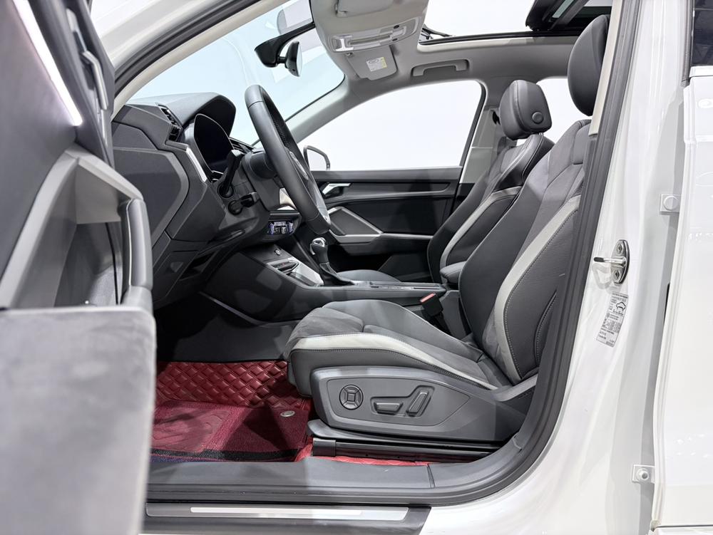 Audi Q3 2023 #17 Audi Q3 2023 car image #17