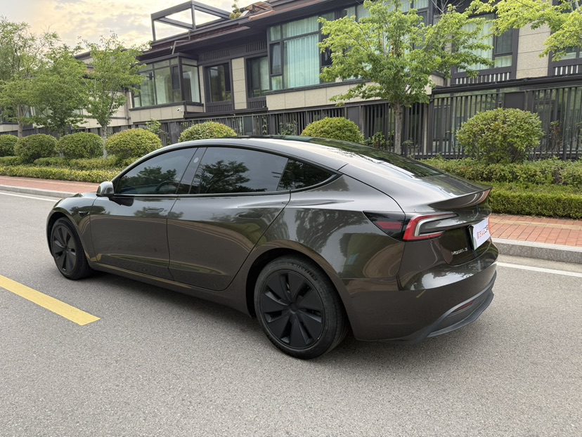 Tesla Model 3 2023 #5 Tesla Model 3 2023 car image #5