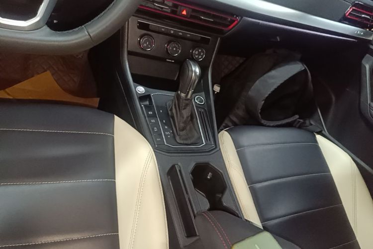 Volkswagen Lavida 2023 car image #14