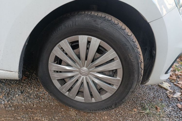 Volkswagen Santana 2016 car image #9