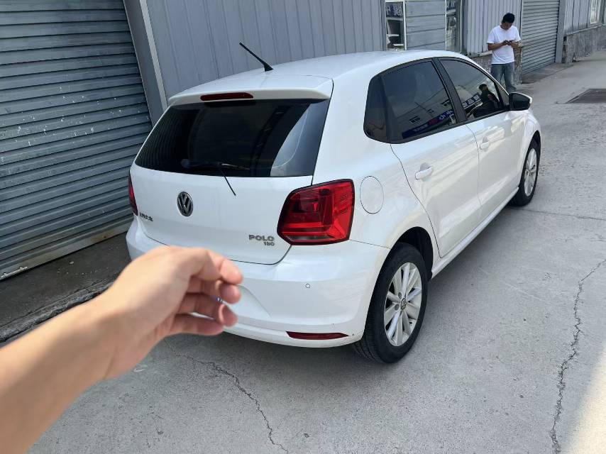 Volkswagen Polo 2018 car image #5