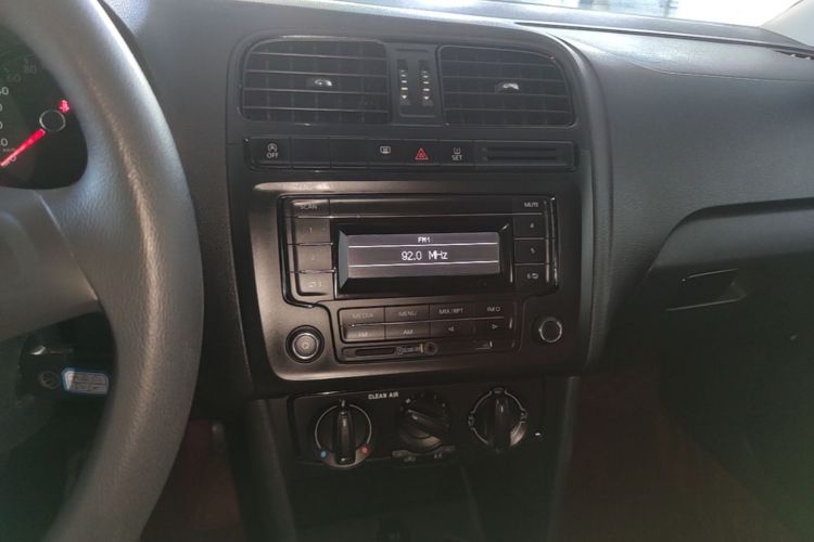Volkswagen Polo 2019 #13 Volkswagen Polo 2019 car image #13