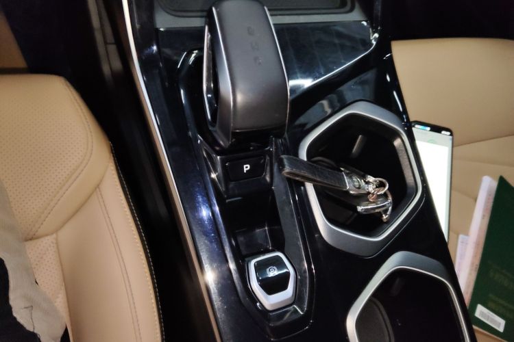 GEELY Boyue L 2023 image de voiture #14