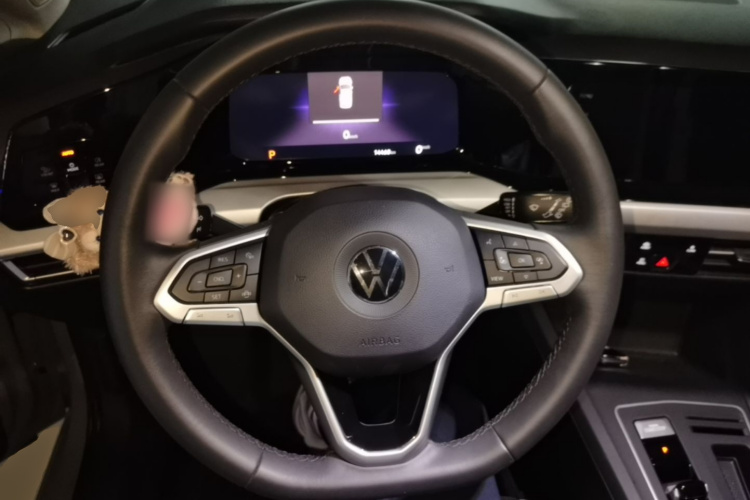 Volkswagen Golf 2024 imagem de carro #11