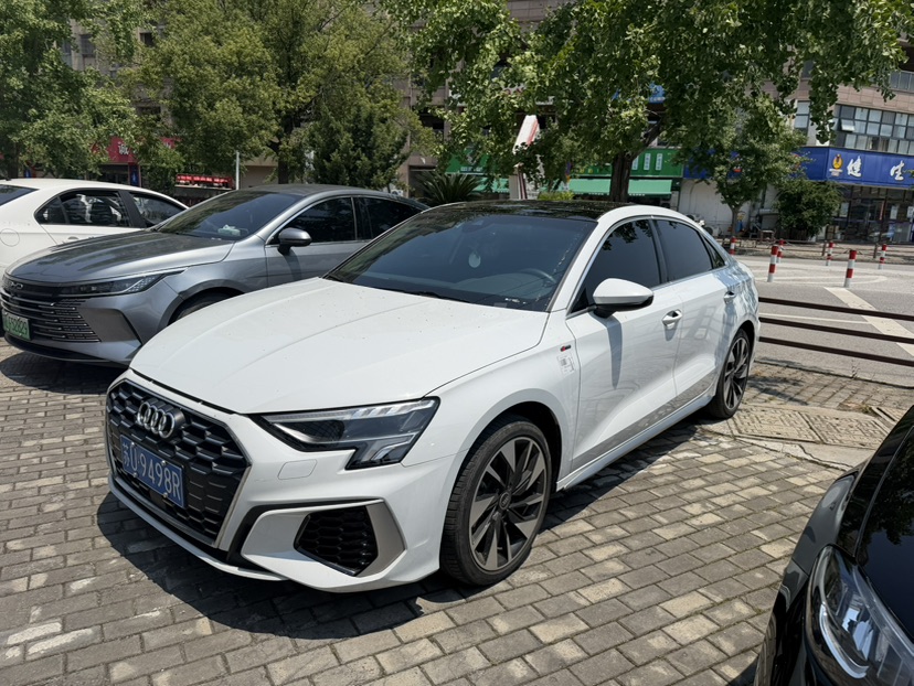 Audi A3 2024 car image 