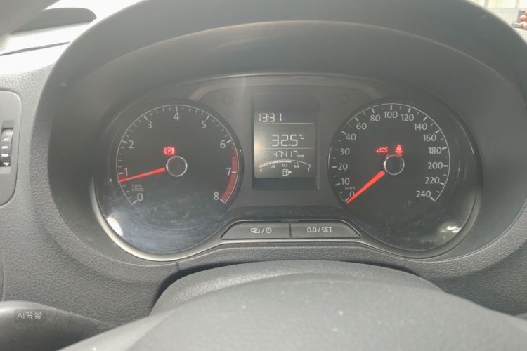 Volkswagen Polo 2016 car image #13