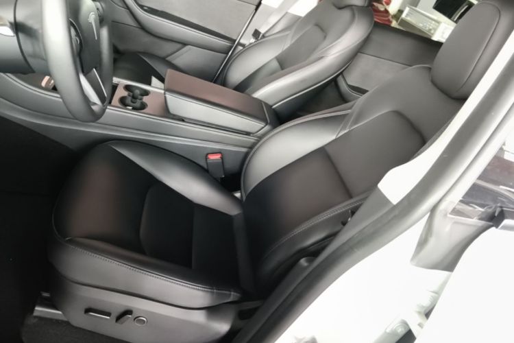 Tesla Model Y 2023 #15 Tesla Model Y 2023 car image #15
