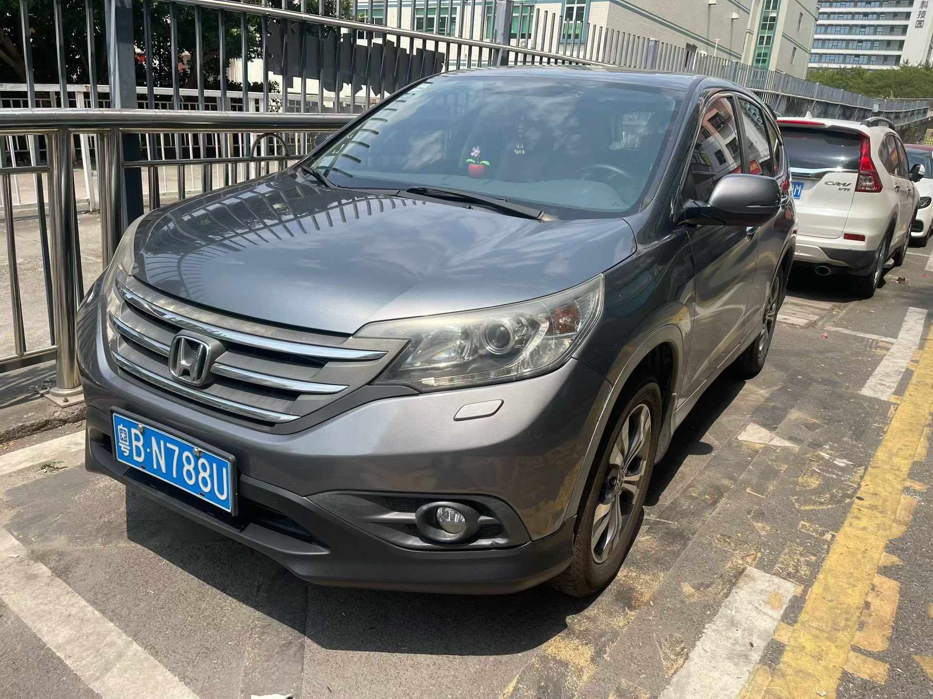 Honda CR-V 2013 car image 