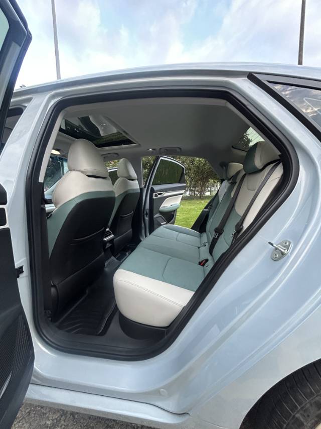 GEELY Emgrand L HiP 2022 #11 GEELY Emgrand L HiP 2022 immagine di auto #11