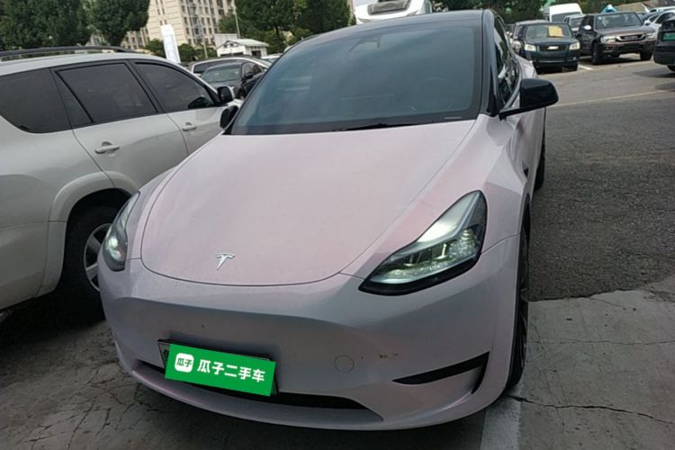 Tesla Model Y 2023 #3 Tesla Model Y 2023 car image #3