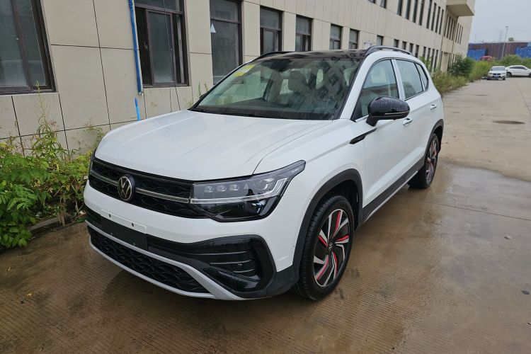 Volkswagen Tharu 2025 car image #3