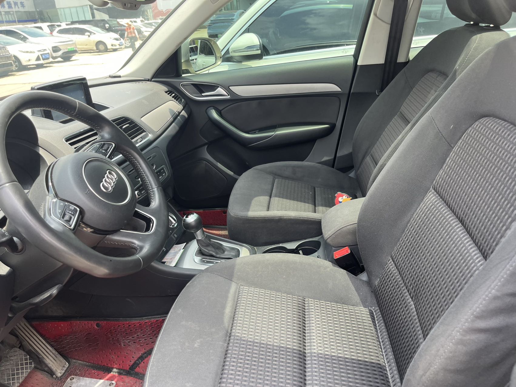 Audi Q3 2013 immagine di auto #4