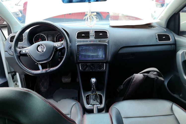 Volkswagen Polo 2017 #11 Volkswagen Polo 2017 car image #11