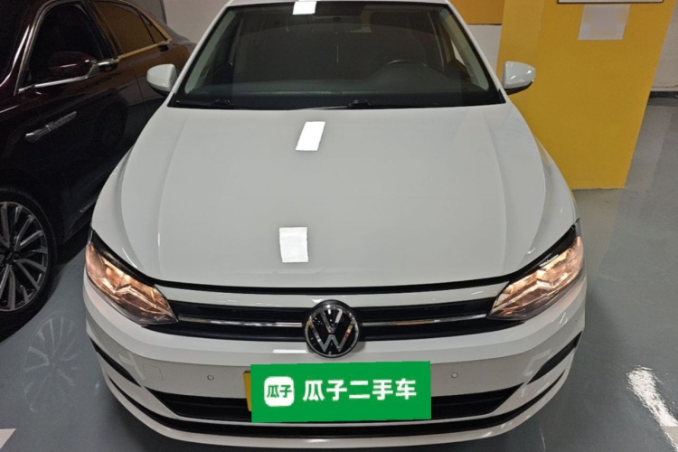 Volkswagen Polo 2023 car image #3