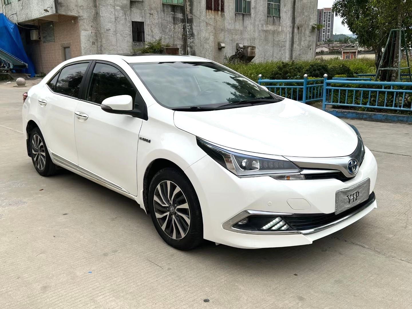 Toyota Corolla 2017 #2 Toyota Corolla 2017 car image #2