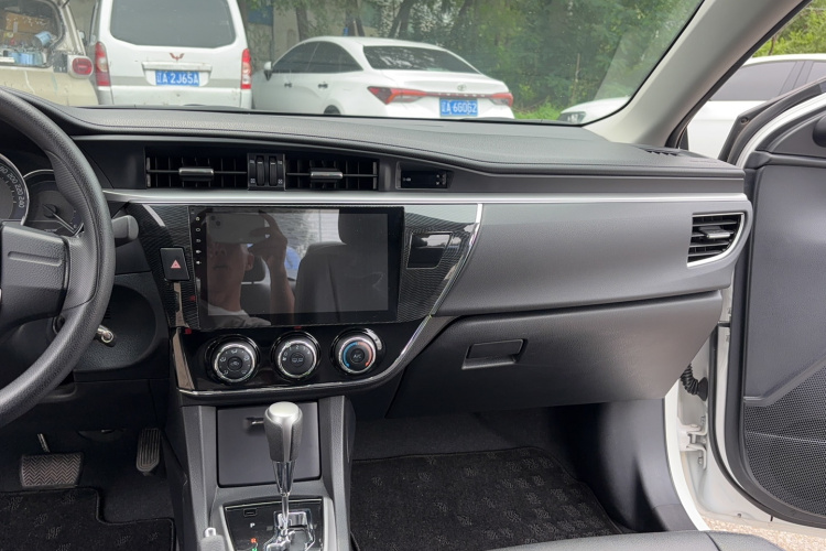 2015 #17 2015 car image #17