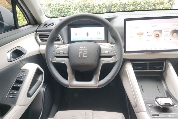 BYD YuanUP 2024 immagine di auto #11
