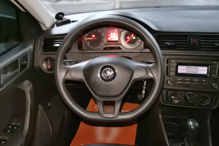 Volkswagen Santana 2020 car image #11