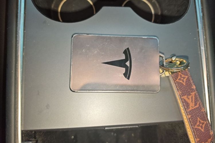 Tesla Model 3 2022 immagine di auto #9