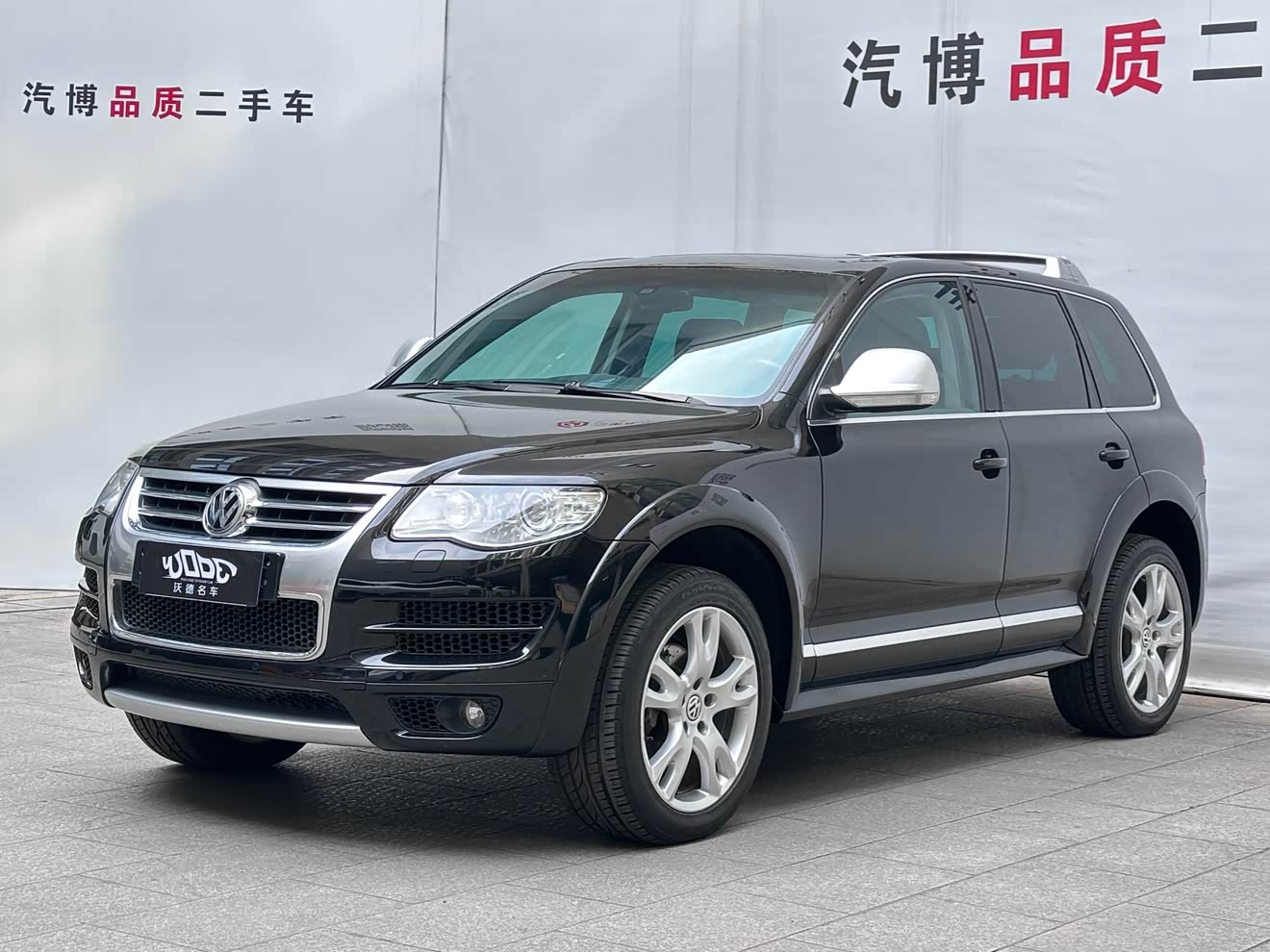 Volkswagen Touareg 2010 car image 
