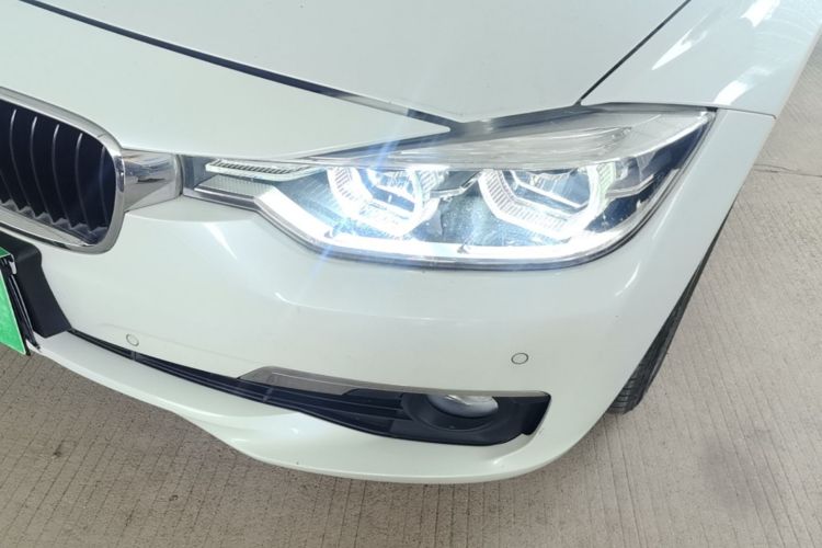 BMW 3 Series 2017 #23 BMW 3 Series 2017 car image #23