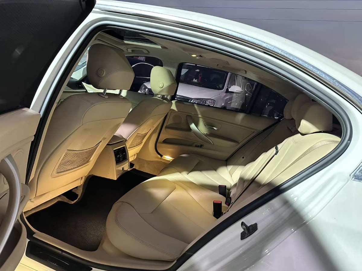 BMW 3 Series 2015 #3 BMW 3 Series 2015 car image #3