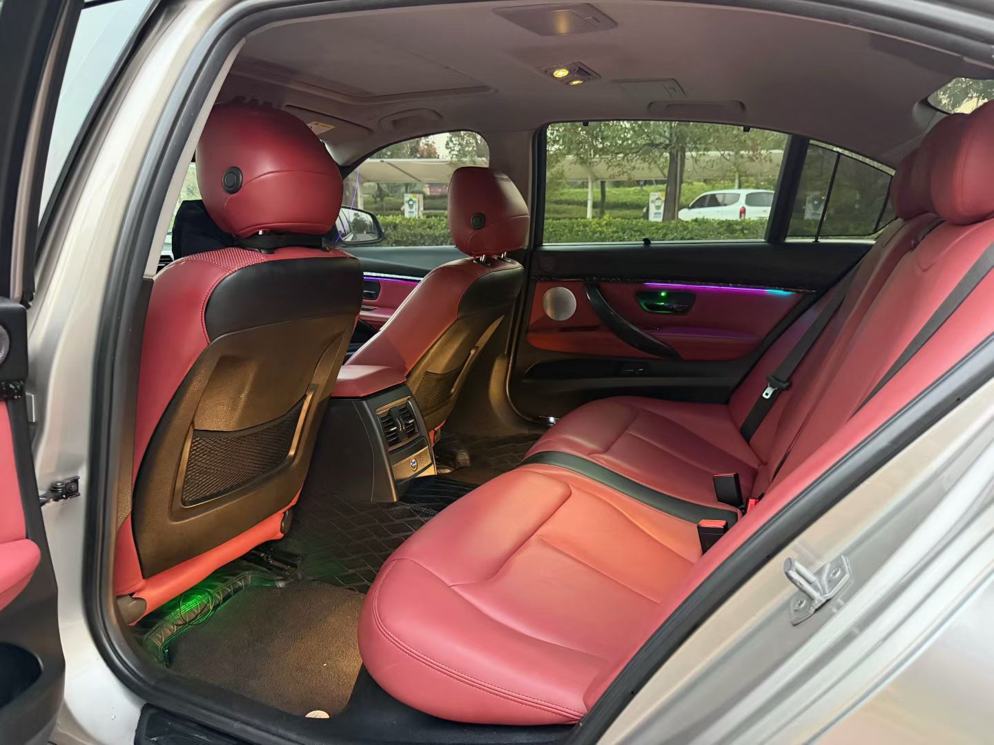 BMW 3 Series 2017 #6 BMW 3 Series 2017 car image #6