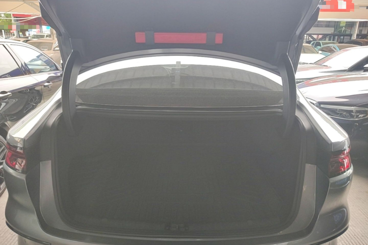 BYD Han 2022 #19 BYD Han 2022 car image #19