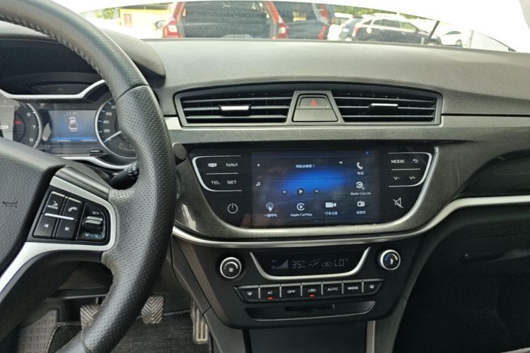 GEELY Emgrand 2017 #13 GEELY Emgrand 2017 car image #13