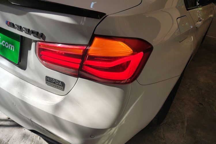BMW 3 Series 2018 #8 BMW 3 Series 2018 car image #8