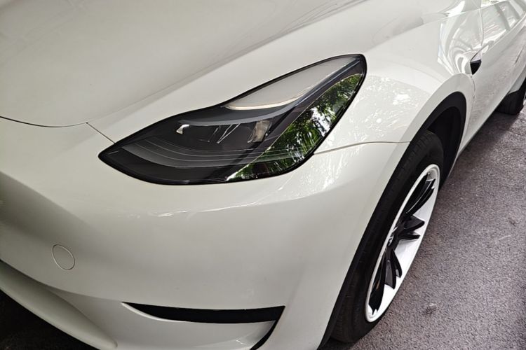 Tesla Model Y 2024 #27 Tesla Model Y 2024 car image #27