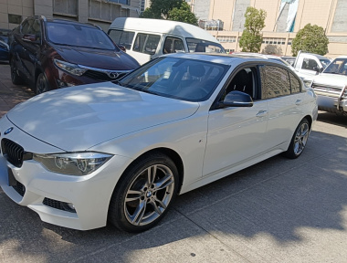 BMW 3 Series 2019 car image 