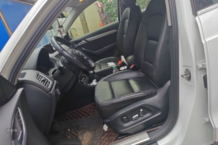 Audi Q3 2016 #17 Audi Q3 2016 car image #17