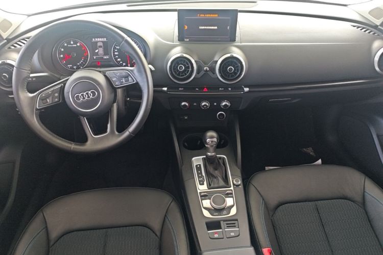 Audi A3 2017 immagine di auto #11