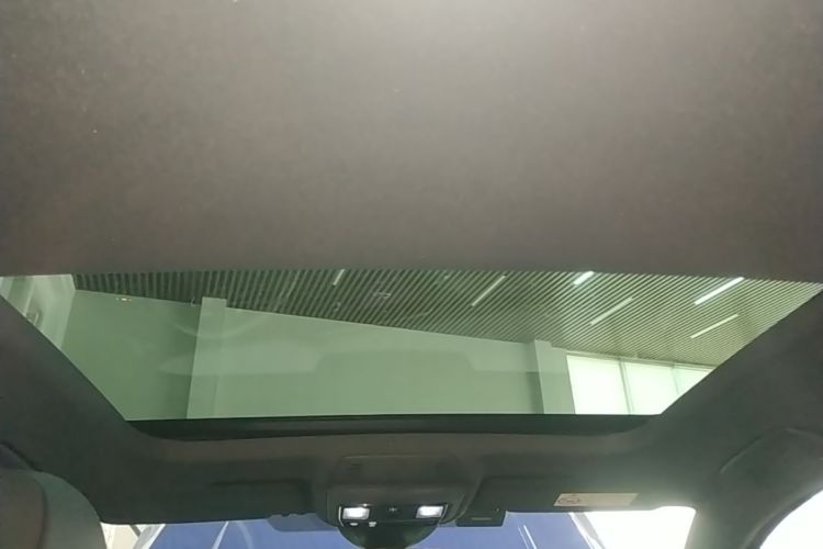 Volkswagen Golf 2021 car image #18