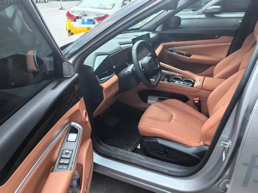 GEELY Boyue L 2025 image de voiture #2