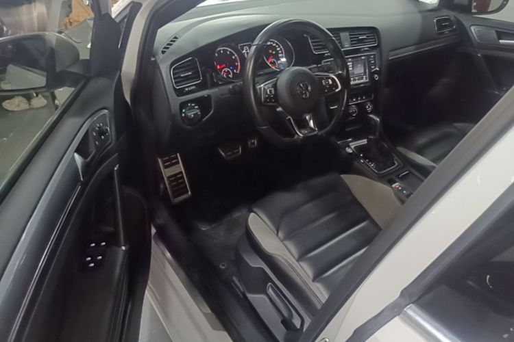 Volkswagen Golf 2017 #12 Volkswagen Golf 2017 car image #12