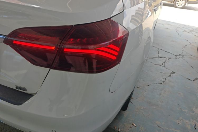 GEELY Emgrand 2020 #8 GEELY Emgrand 2020 car image #8