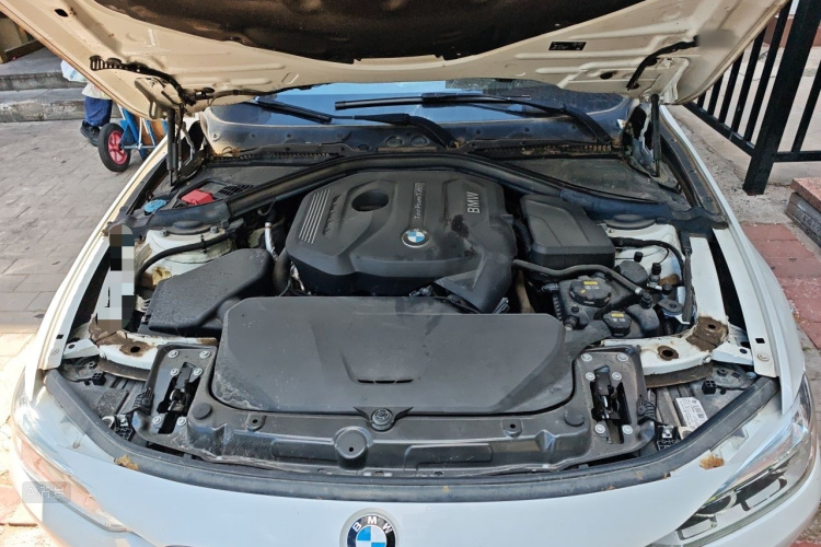 BMW 3 Series 2019 #22 BMW 3 Series 2019 car image #22