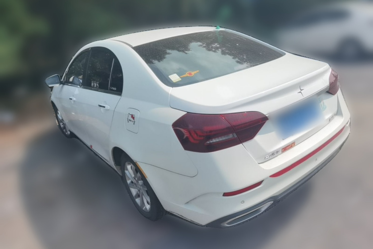 GEELY Emgrand 2021 immagine di auto #5