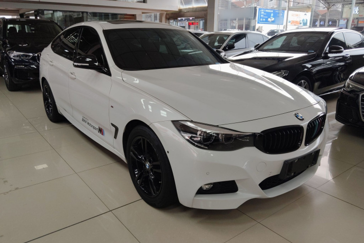 BMW 3 Series GT 2019 imagem de carro #4