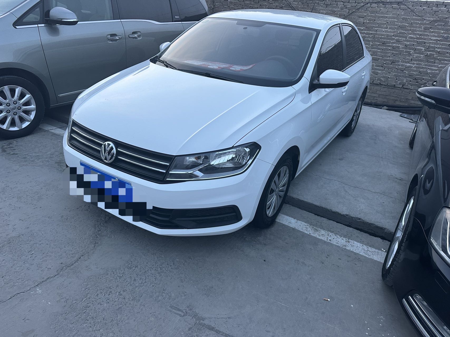 Volkswagen Santana 2020 car image 