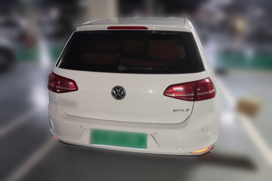 Volkswagen Golf 2014 car image #6