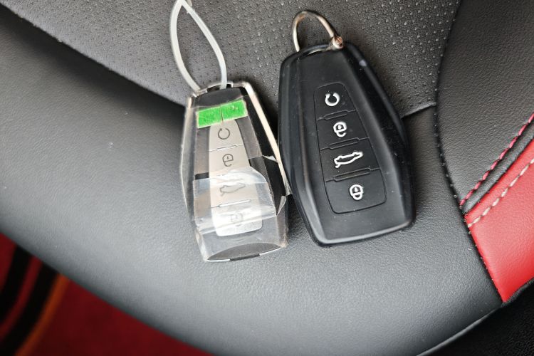 GEELY Emgrand GS 2020 car image #9
