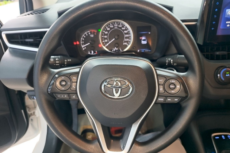 Toyota Corolla 2022 #15 Toyota Corolla 2022 car image #15