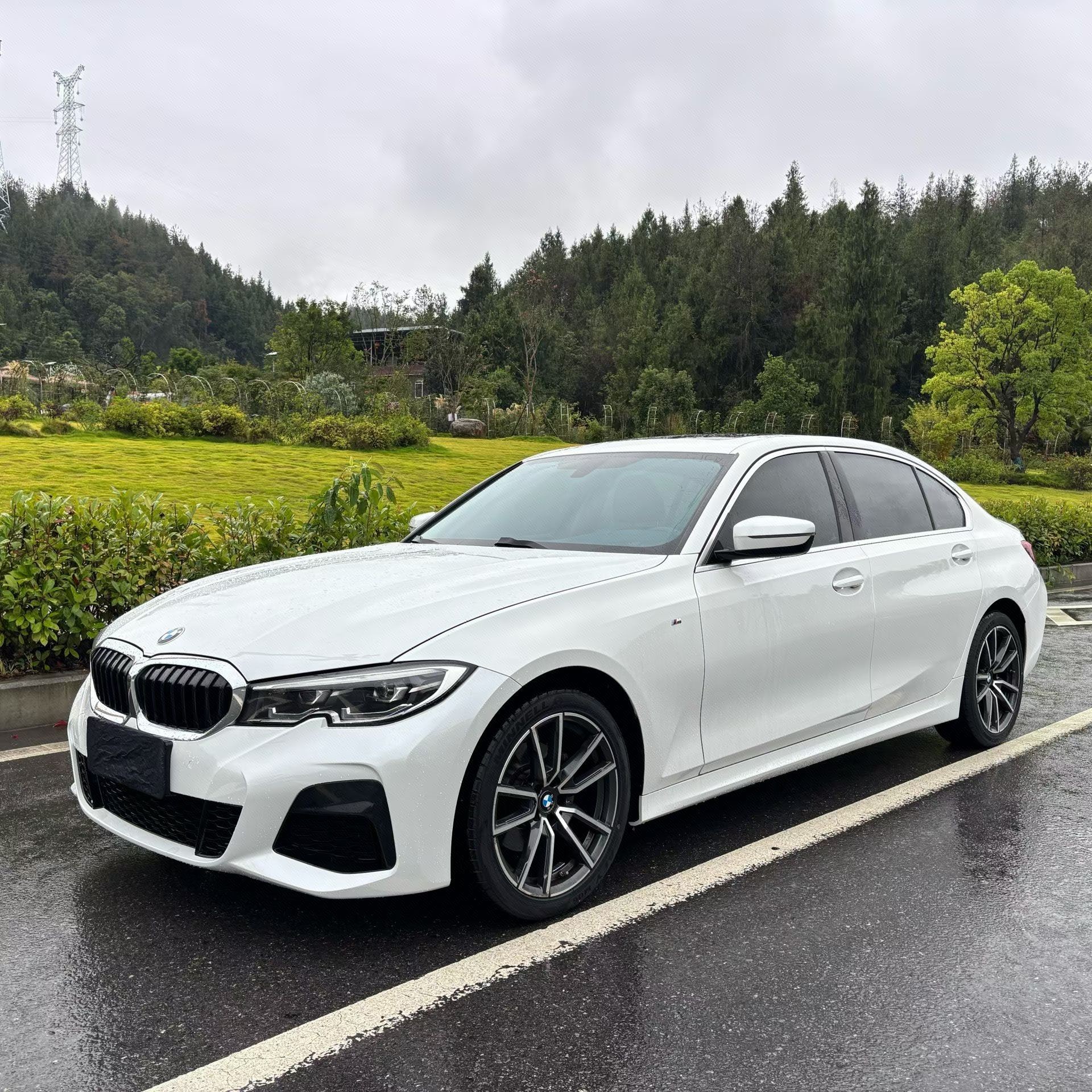 BMW 3 Series 2022 car image 