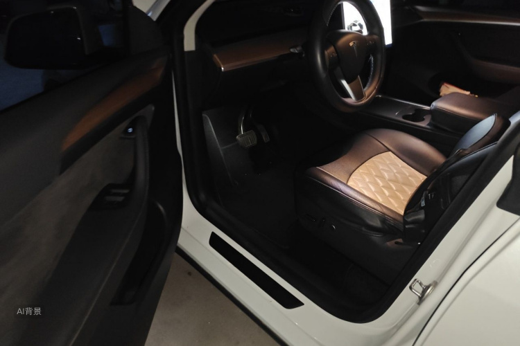 Tesla Model Y 2021 #18 Tesla Model Y 2021 car image #18