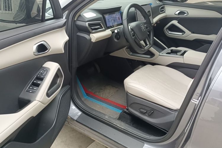 BYD YuanUP 2025 #16 BYD YuanUP 2025 изображение автомобиля #16